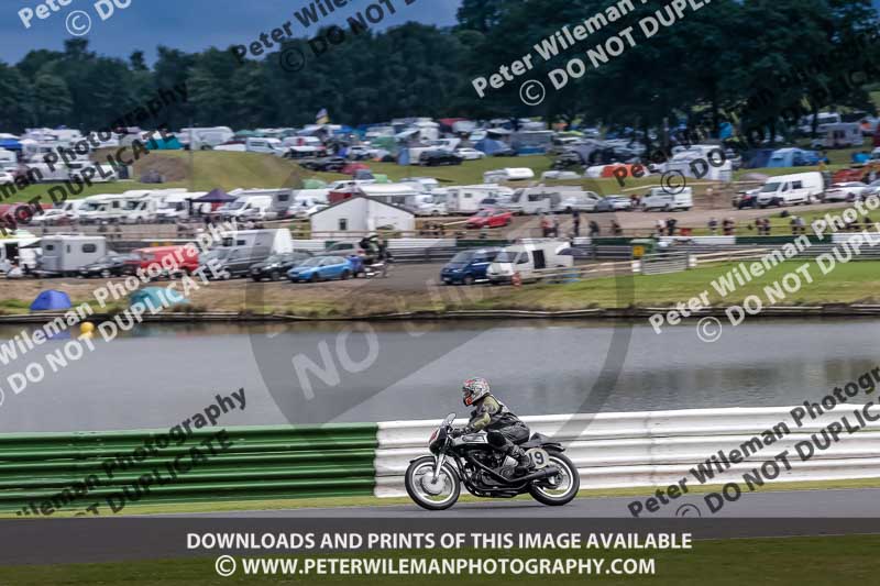 Vintage motorcycle club;eventdigitalimages;mallory park;mallory park trackday photographs;no limits trackdays;peter wileman photography;trackday digital images;trackday photos;vmcc festival 1000 bikes photographs